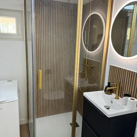 Σαλέ Sybille, Front De 1ere Ligne Clim Avec Draps Et Menage Final Inclus Gruissan