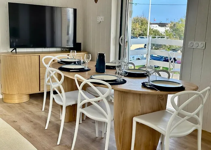 Alpesi faház Sybille, Front De 1ere Ligne Clim Avec Draps Et Menage Final Inclus